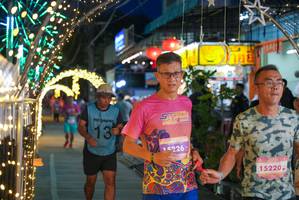 BIB: 15226, 15220
                            <button type="button" onclick="openModal(24676571)" class="btn btn-primary btn-sm float-right btn-popup" data-toggle="modal" data-target=".modal-high-quality">
                        <i class="fas fa-shopping-cart"></i> Add to Cart
                    </button>
                                            <button type="button" onclick="isThisMe(24676571, true)" class="btn btn-success btn-sm float-right btn-popup btn-isme hidden" data-toggle="tooltip" data-placement="bottom" title="นี่คือรูปของคุณใช่ไหม คลิกที่นี่เพื่อเอาเข้าอัลบั้ม">
                        <i class="fas fa-plus"></i> Add to album
                    </button>
                    <button type="button" onclick="isThisMe(24676571, false)" class="btn btn-warning btn-sm float-right btn-popup btn-isnotme hidden">
                        <i class="fas fa-ban"></i> Remove from album
                    </button>